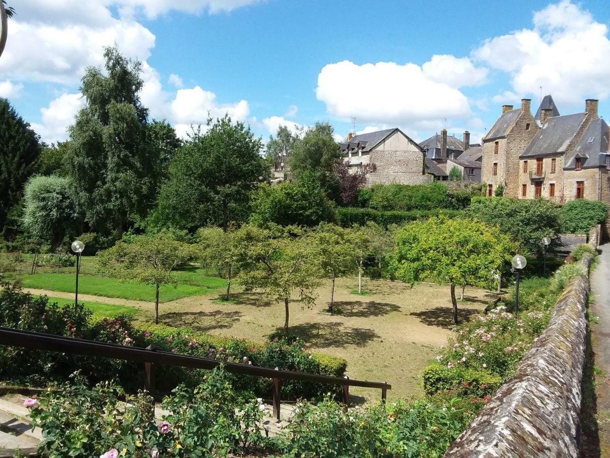 L'Orchidée Villa Lassay-les-Chateaux Exterior foto